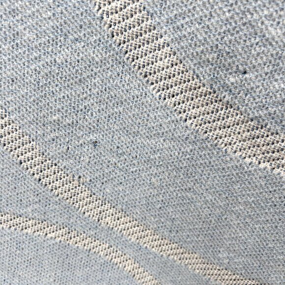 DISNEY MICKEY MOUSE WOVEN THROW BLANKET TAPESTRY W/ FRINGE EDGES APPROX. 60X49.5 - Picture 3 of 4